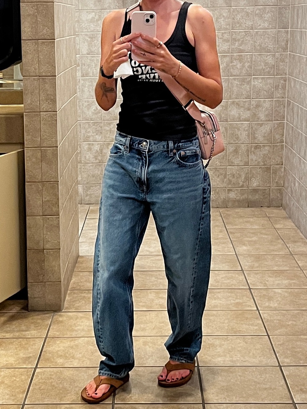 Barrel jeans